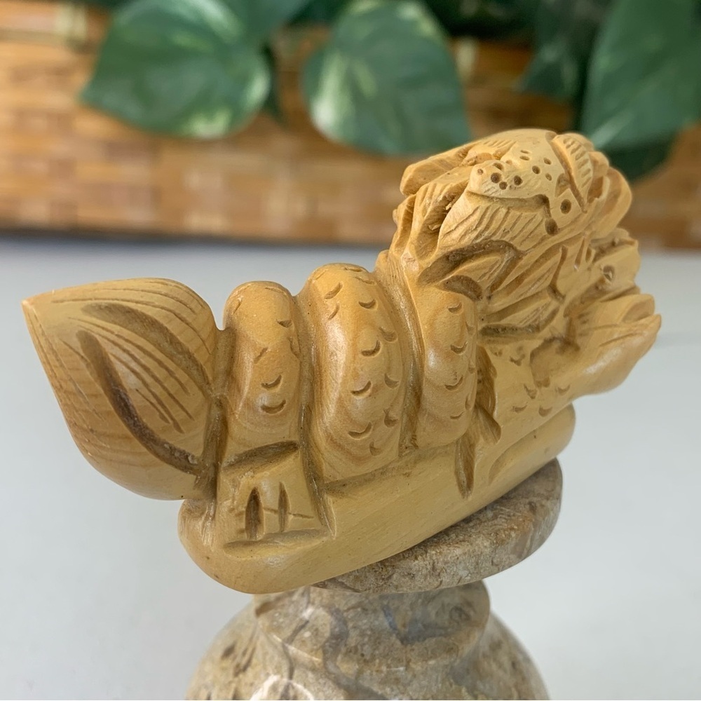 Japanese Netsuke Dragon Snake Beast Boxwood Carving Hand Carved Wood Animal 3.5" - Picture 7 of 16